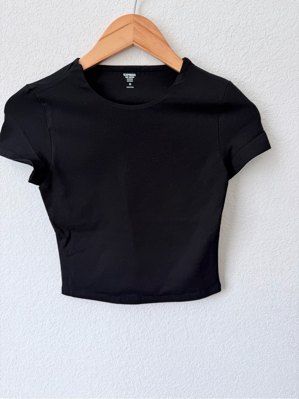 Express Black Short Sleeve Cropped Crewneck Top